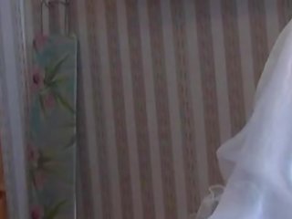 Tersembunyi kamera - berubah bilik pengantin perempuan